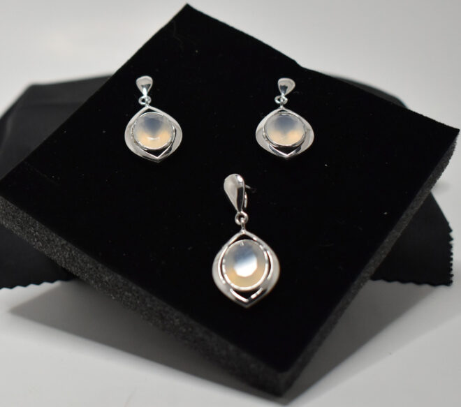Chalcedony Earring and Pendant Set